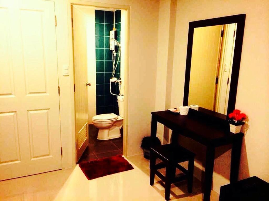 The Day Hotel Chonburi Rom bilde