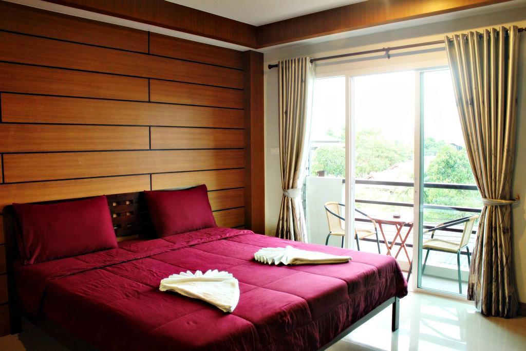 The Day Hotel Chonburi Rom bilde