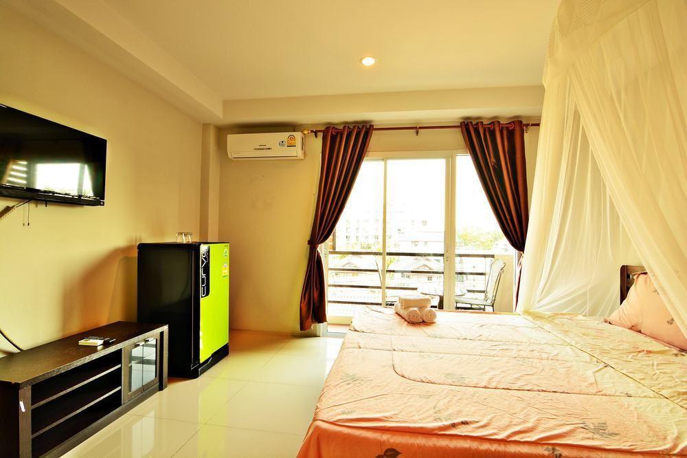 The Day Hotel Chonburi Eksteriør bilde