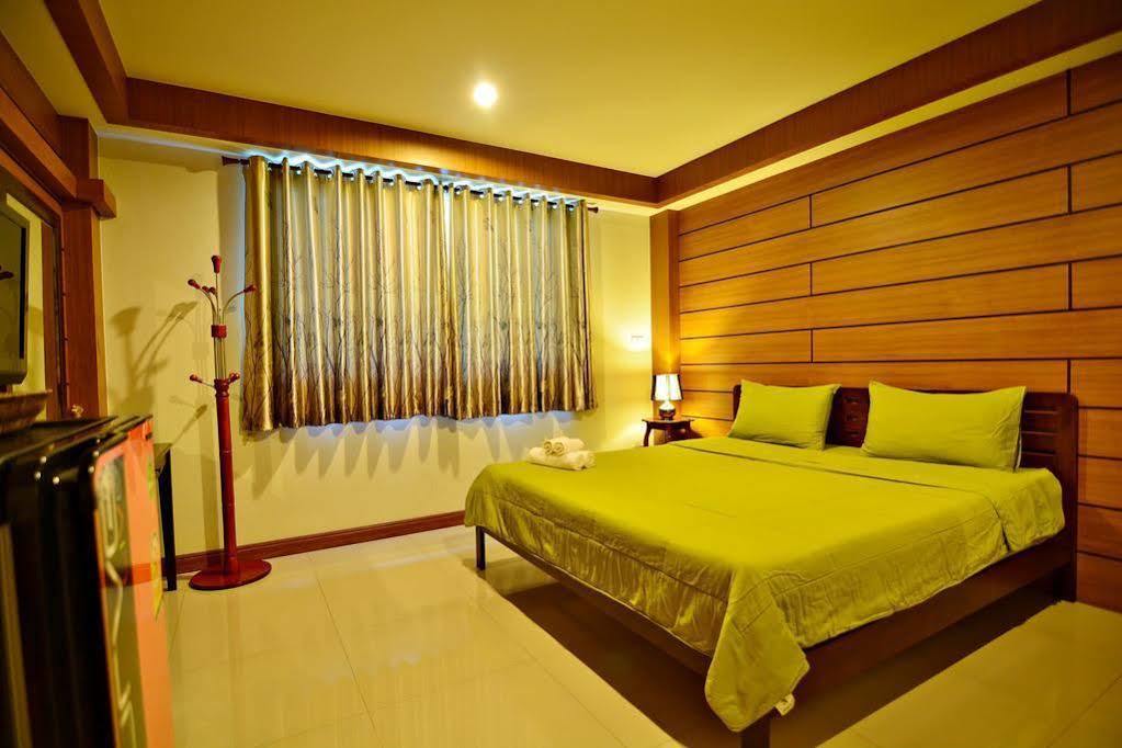The Day Hotel Chonburi Eksteriør bilde